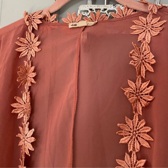 NASTY GAL Women's Flower Trimmed Sheer Kimono Swim Cover-Up│Size Small - Picture 10 of 10